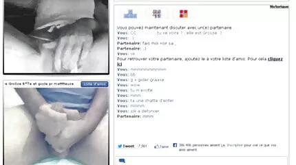 Хлопець трахає свою коханку на ліжку і скачати секс відео щедро лиже її промежину