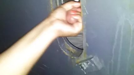 Доза теплої сперми вводиться суці інтраназально жорстке порно відео