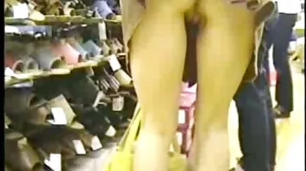 Мені довелося зробити хлопцеві мінет, плрно відео щоб він трахнув мою кицьку і дупу