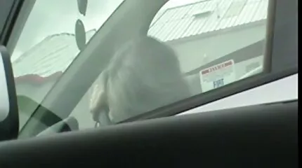 Росіянин запрошує свою подружку відео порно категорії в гості, щоб допомогти відсмоктати її чоловікові